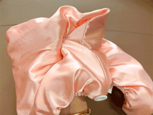 ?10分钟轻松养成女明星「绸缎发」冰球突破洗完头自然风干还是吹干好(图15) ?10分钟轻松养成女明星「绸缎发」冰球突破洗完头自然风干还是吹干好(图15)